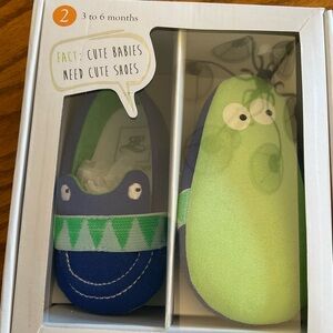 New in Box Rosie Pope Kids Designed for Infants, 3 to 6 Months